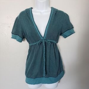 Daytrip Medium Short Sleeve Shirt Teal Blue Black Stripes Hooded V-neck Top